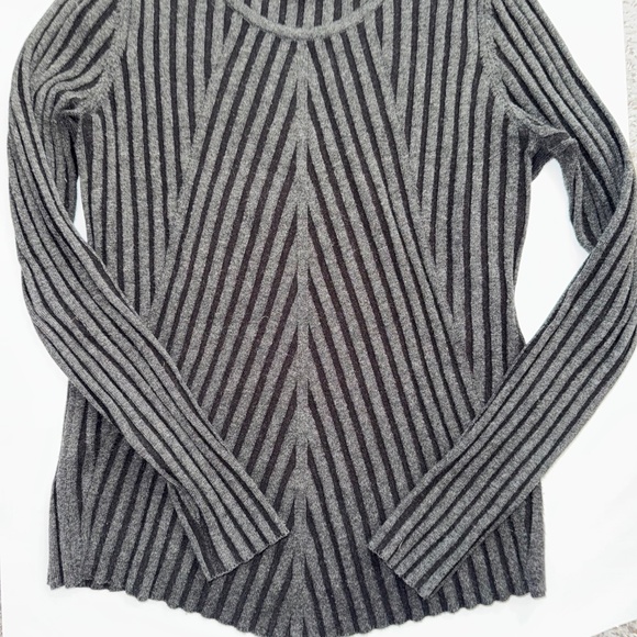 J'Envie Women's Sweater / Black - Charcoal XS - Picture 7 of 7